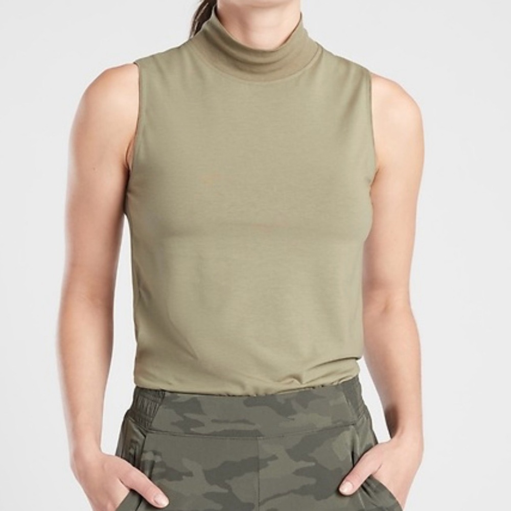 Athleta Womens Outbound Mockneck Tank Top Sz Small Green Activewear 631853